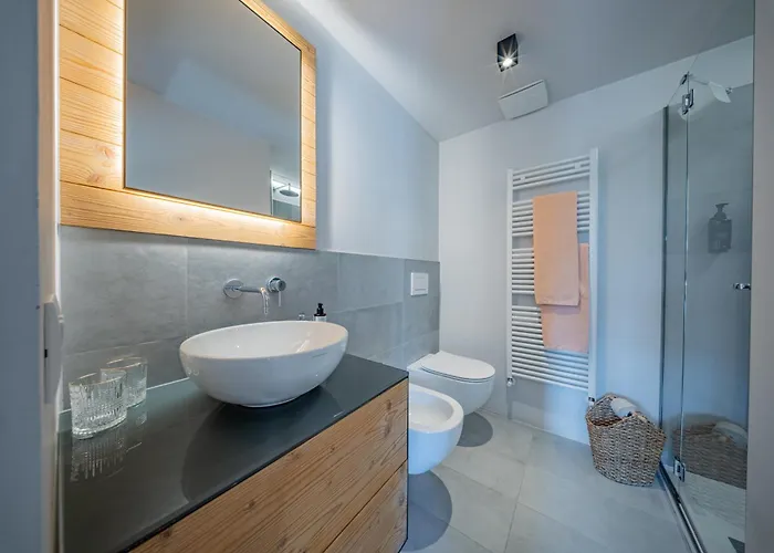 Couette-café Casa Pasini-foresteria 3*