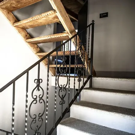 Casa Pasini-foresteria Bed & Breakfast